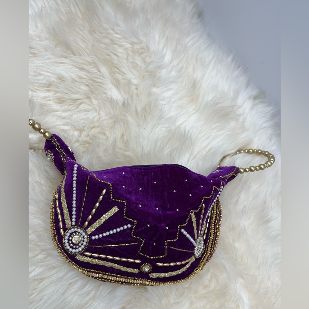 Fortune Cookie Bag Purple Velvet Encrusted with Beads NWOT - Picture 6 of 12